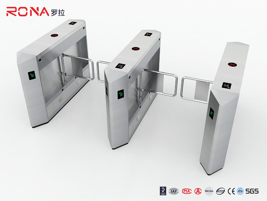 กลางแจ้ง SUS304 Swing Barrier Turnstile กันน้ำพร้อมแขนอะคริลิก